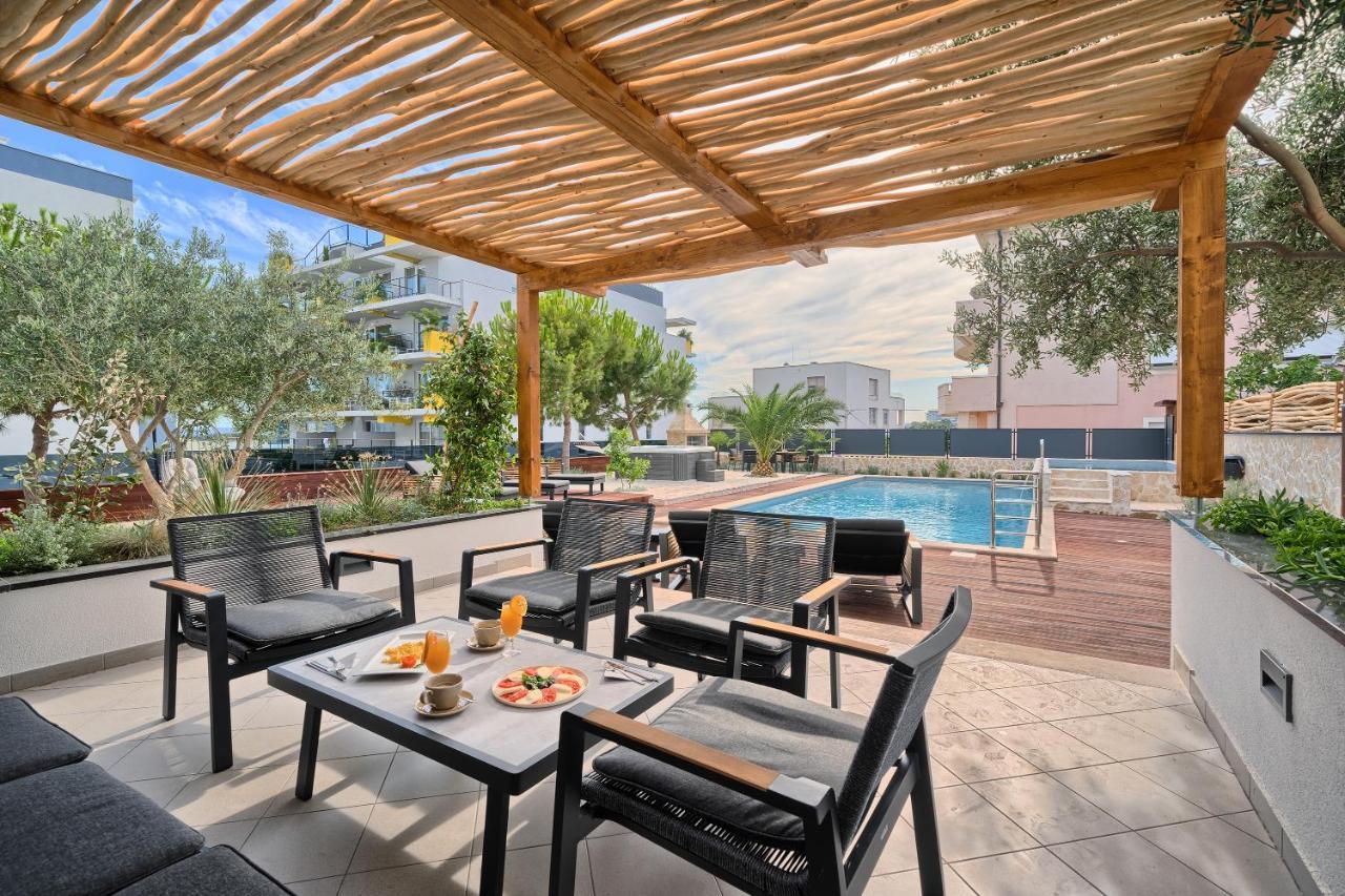 Liberty Living Apartment *
