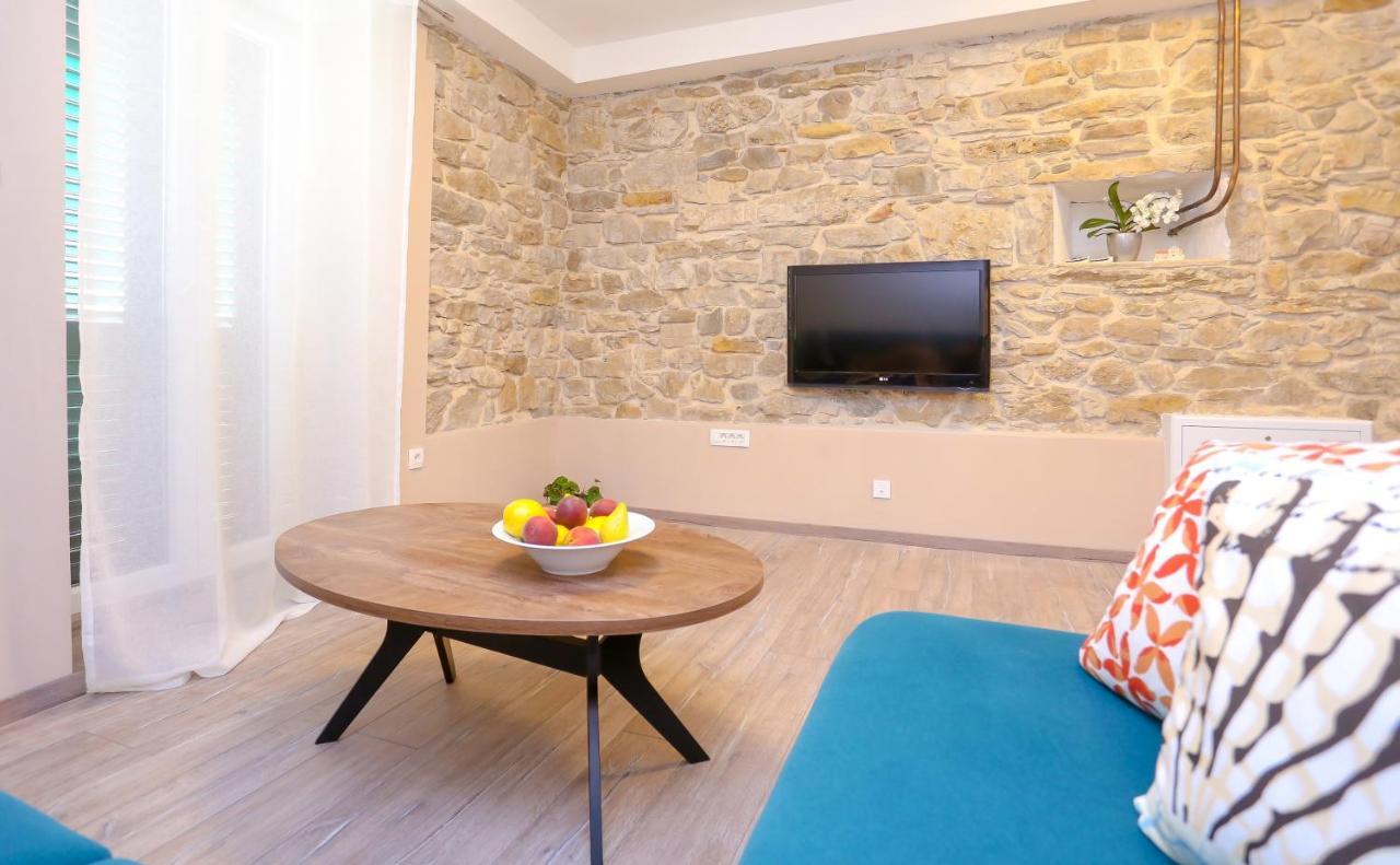 Dvor Apartment Split