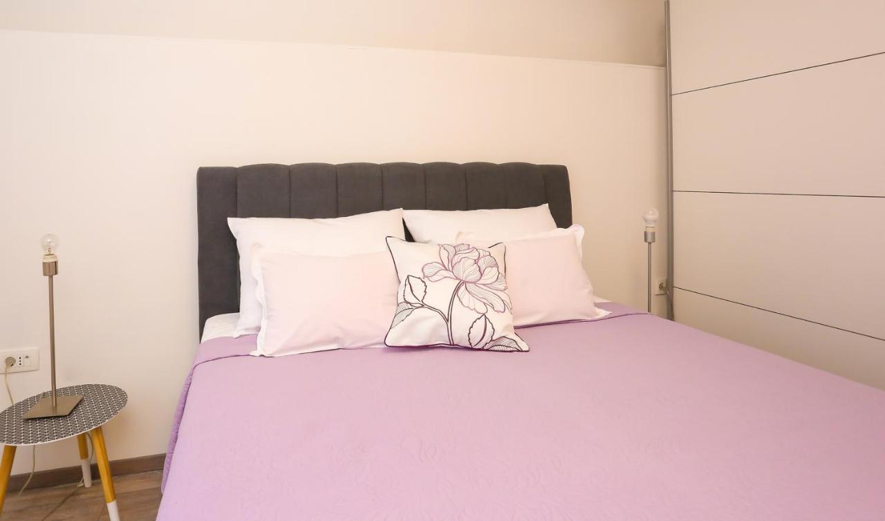 Dvor Apartment *