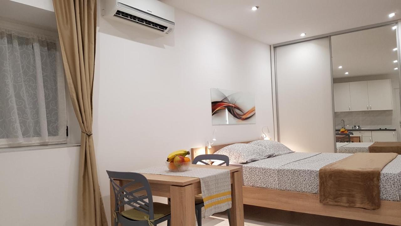 Tales Of - 100 Meters From The Seafront Appartement