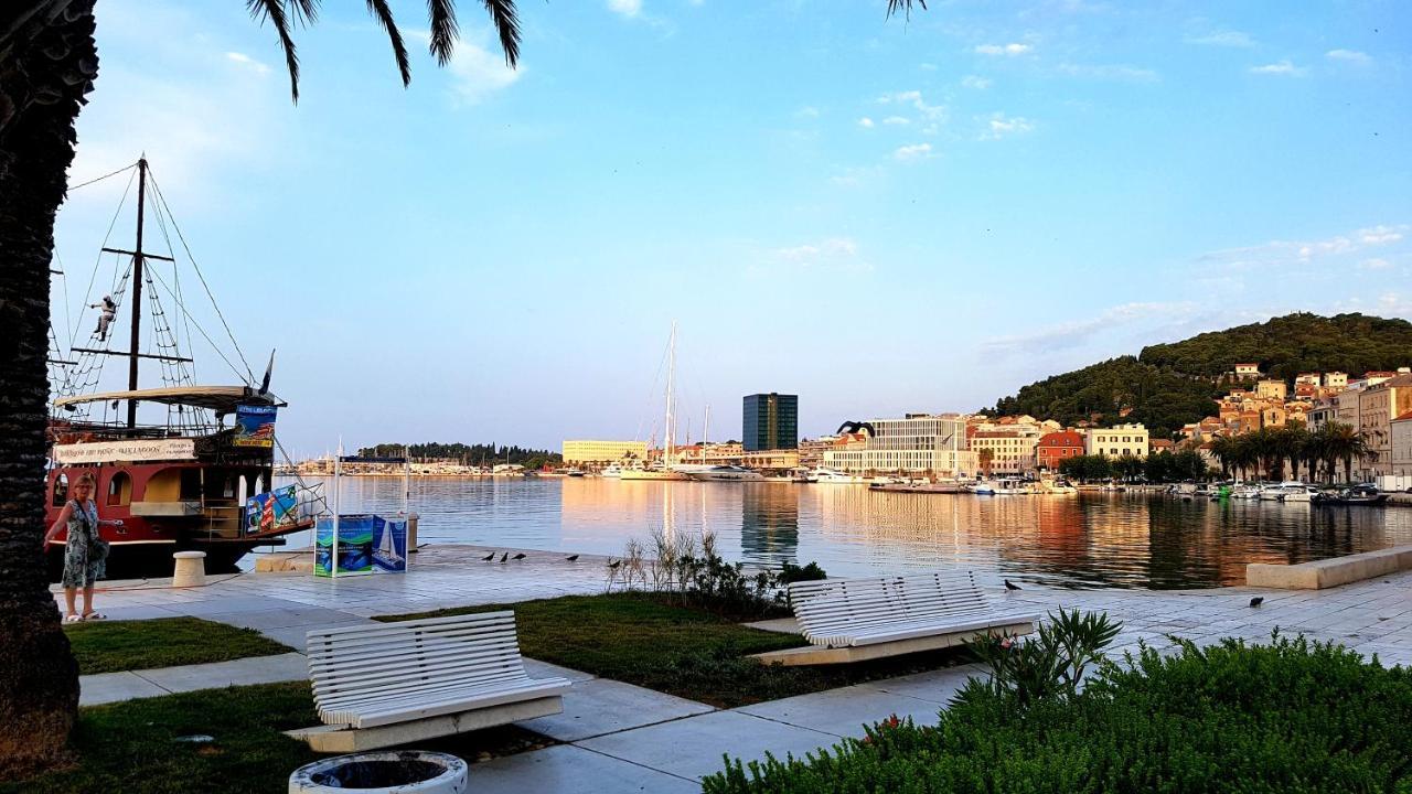 Tales Of - 100 Meters From The Seafront Appartement