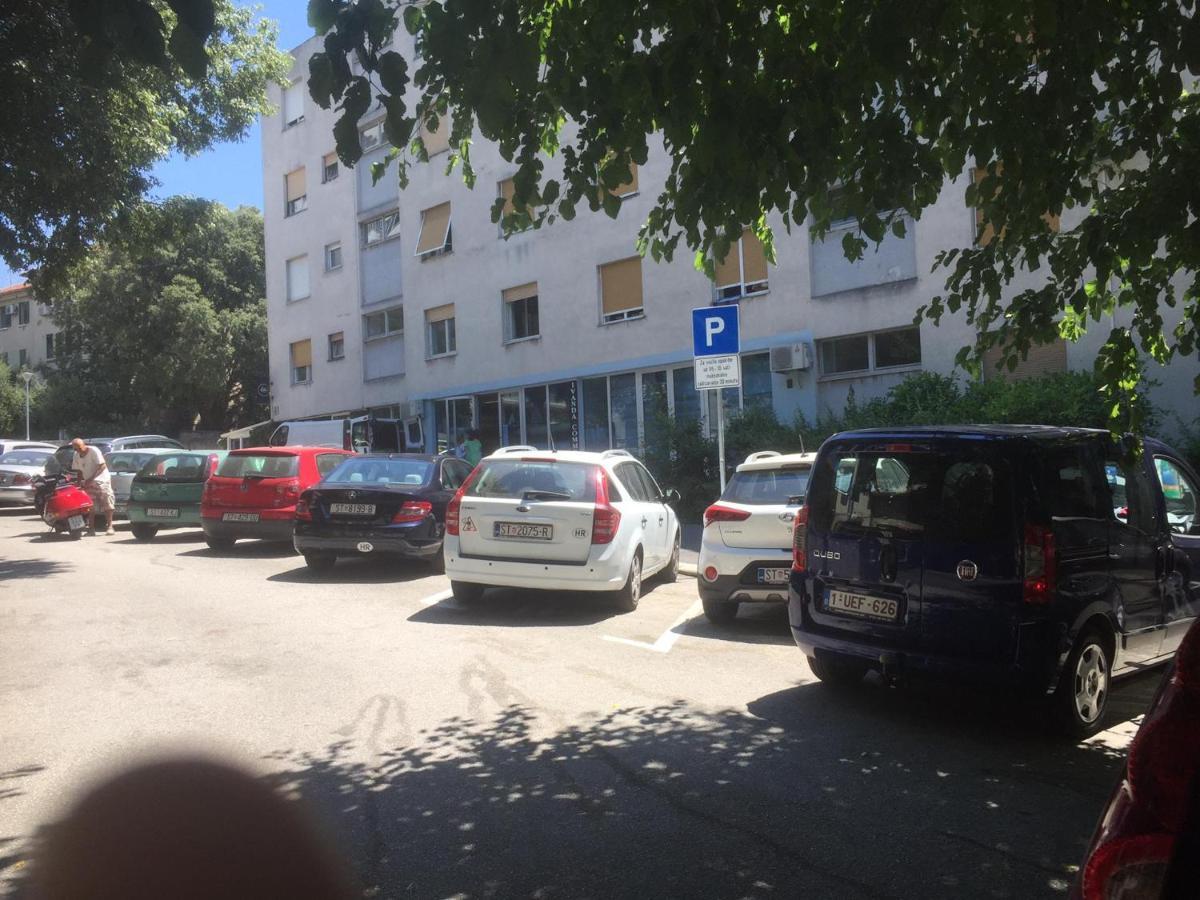 Sunshine- Center Of * Split