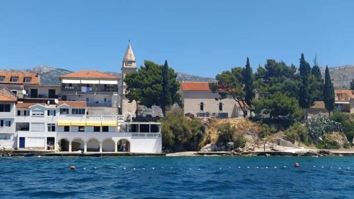 Dalmatino Apartman