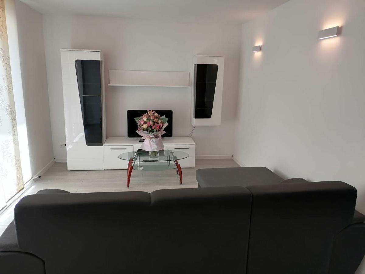 Modern Apartman Apartment *