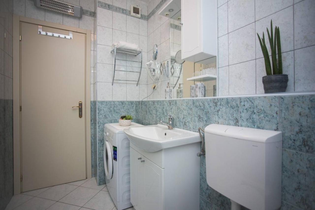 Santa Rita Apartment