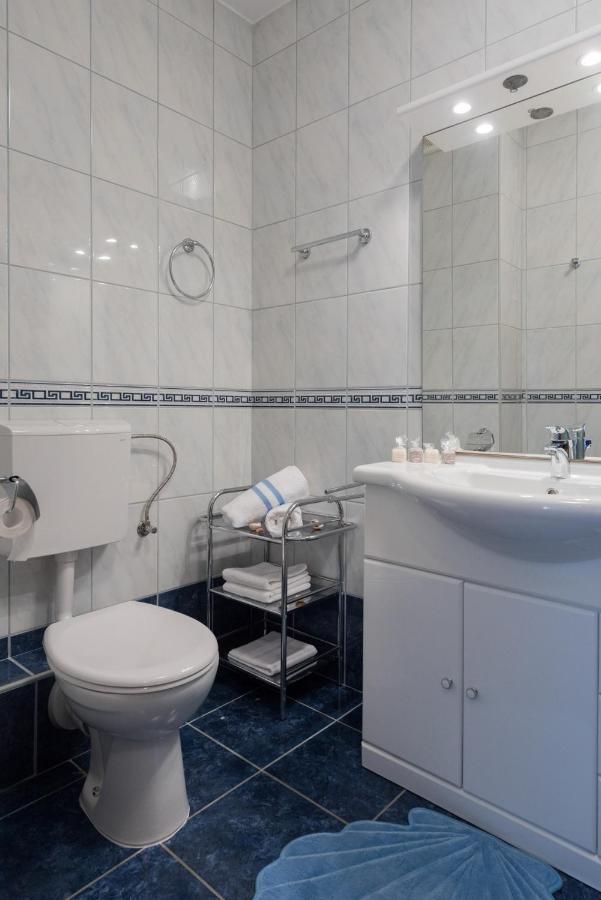 Blue Lagoon Apartment *