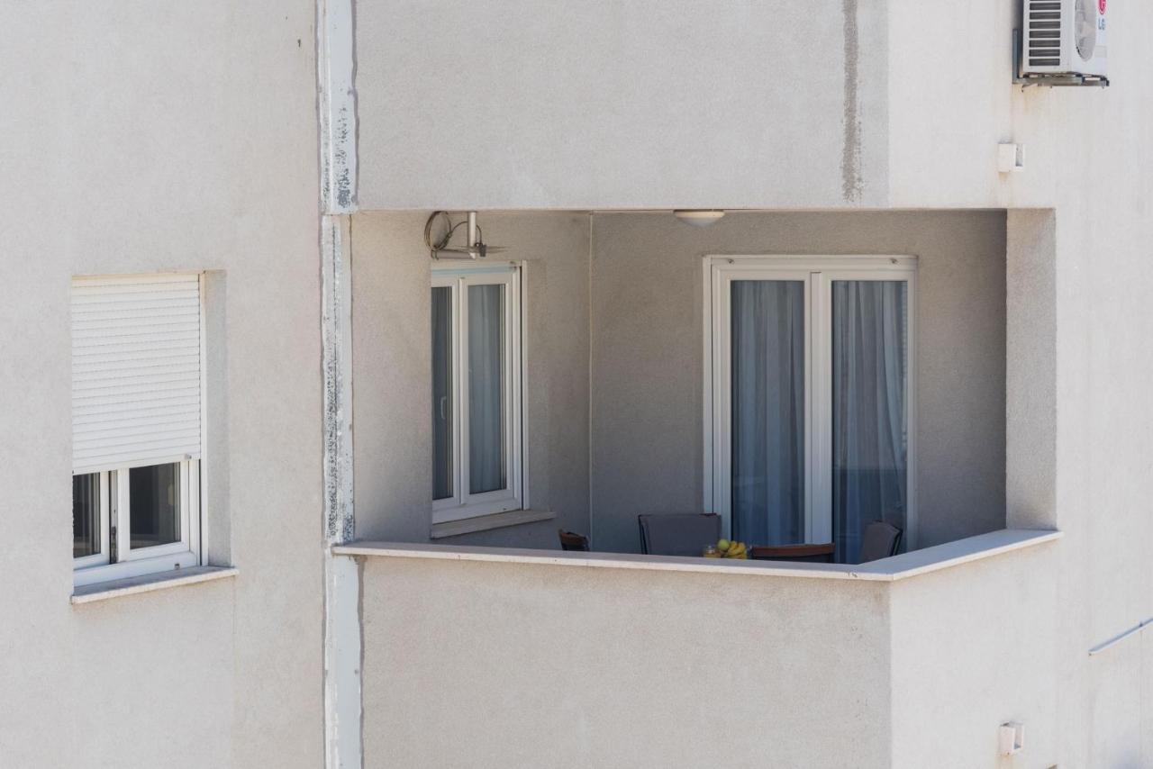 Blue Lagoon Apartment
