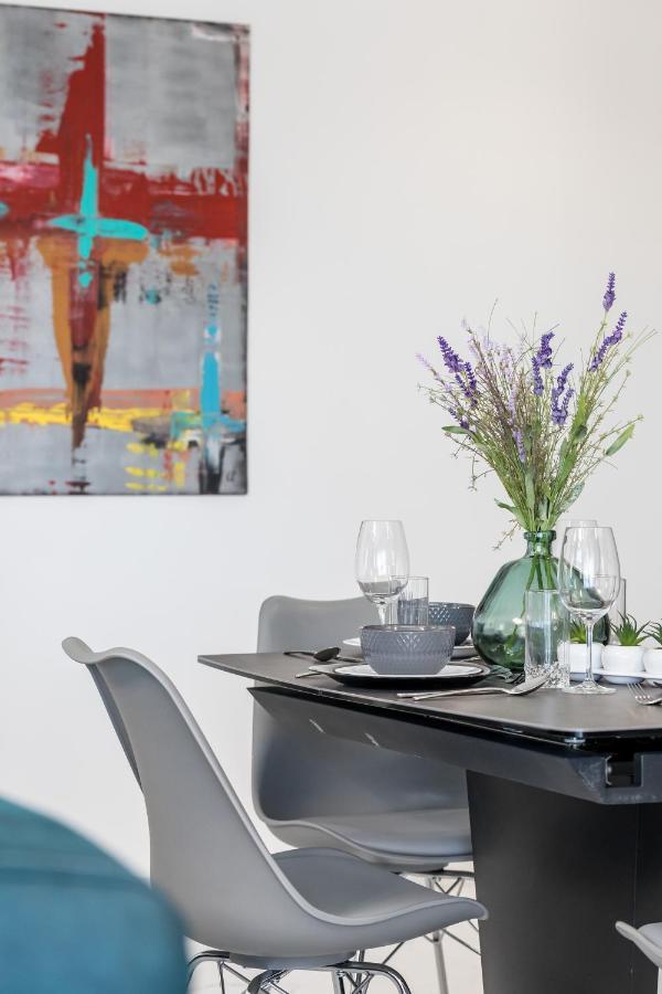 Elysian Zen Luxury - Two Bedroom With Terrace And Sea View