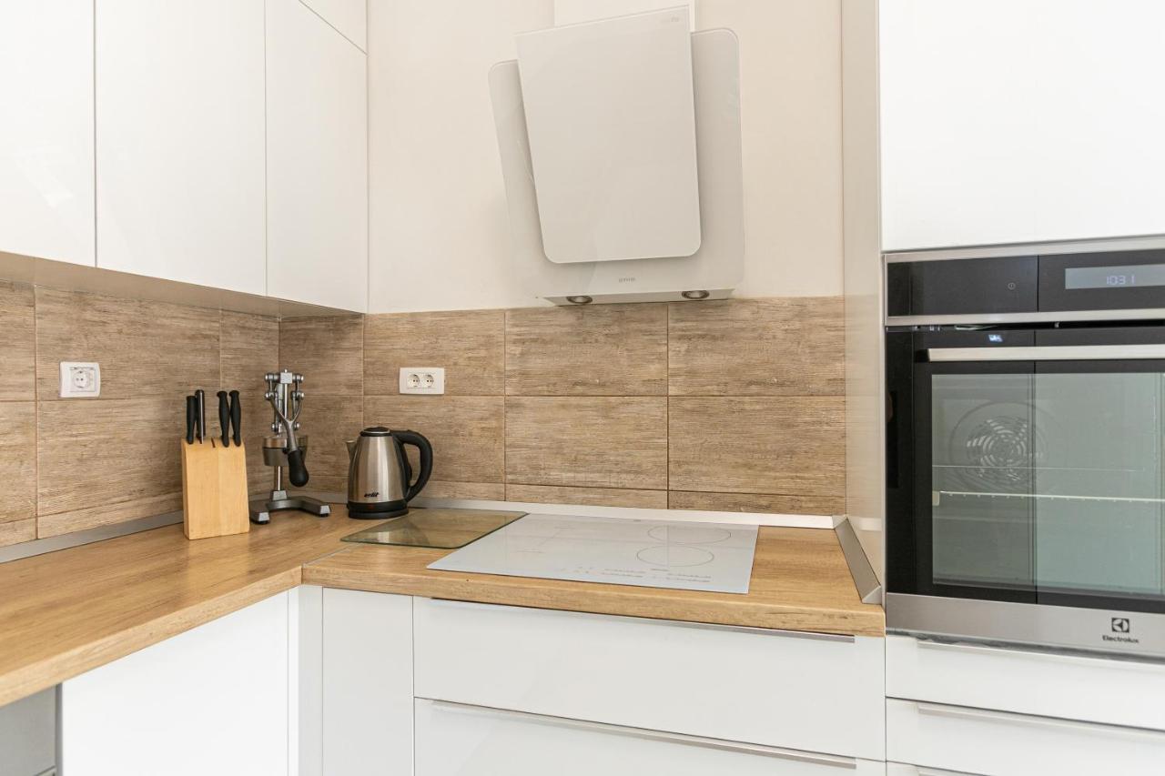 Apartman Relax Whit Big Terrace 170m2 Near The Split