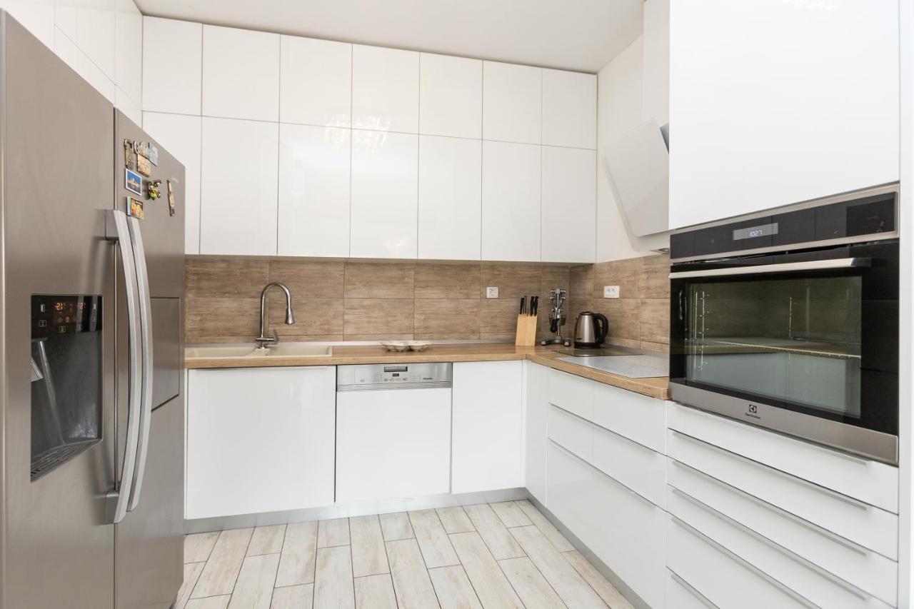 Relax Whit Big Terrace 170m2 Near The