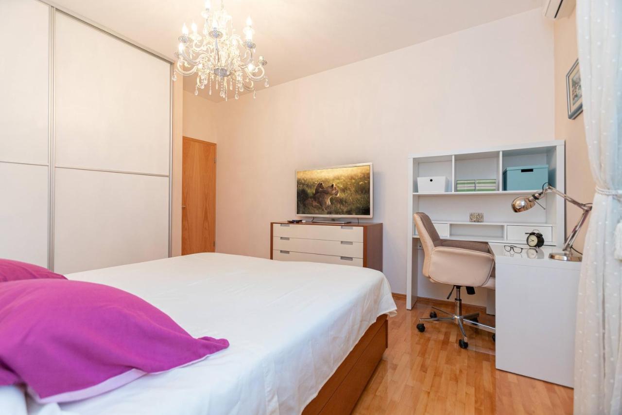 Relax Whit Big Terrace 170m2 Near The