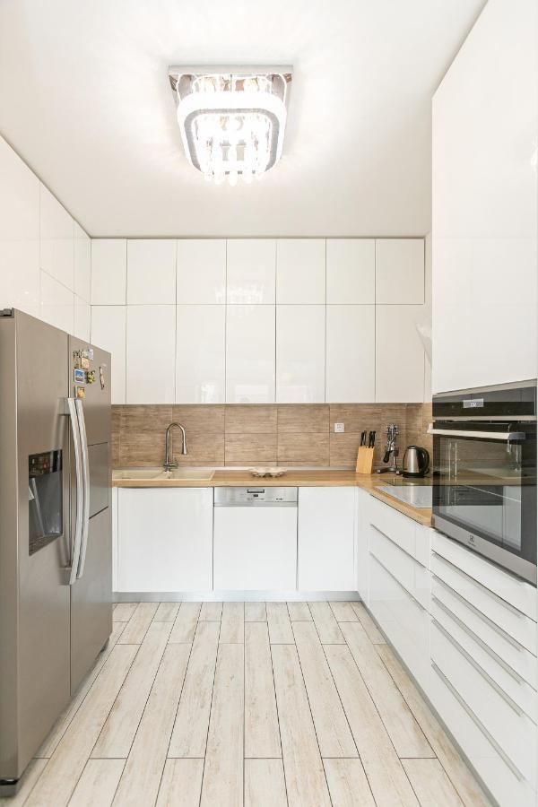 Relax Whit Big Terrace 170m2 Near The Apartman Split