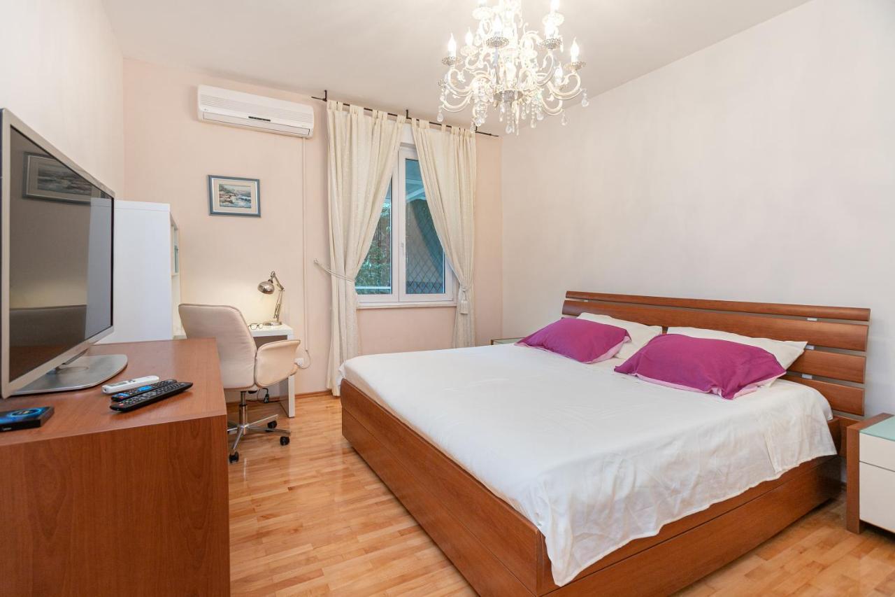 Relax Whit Big Terrace 170m2 Near The *
