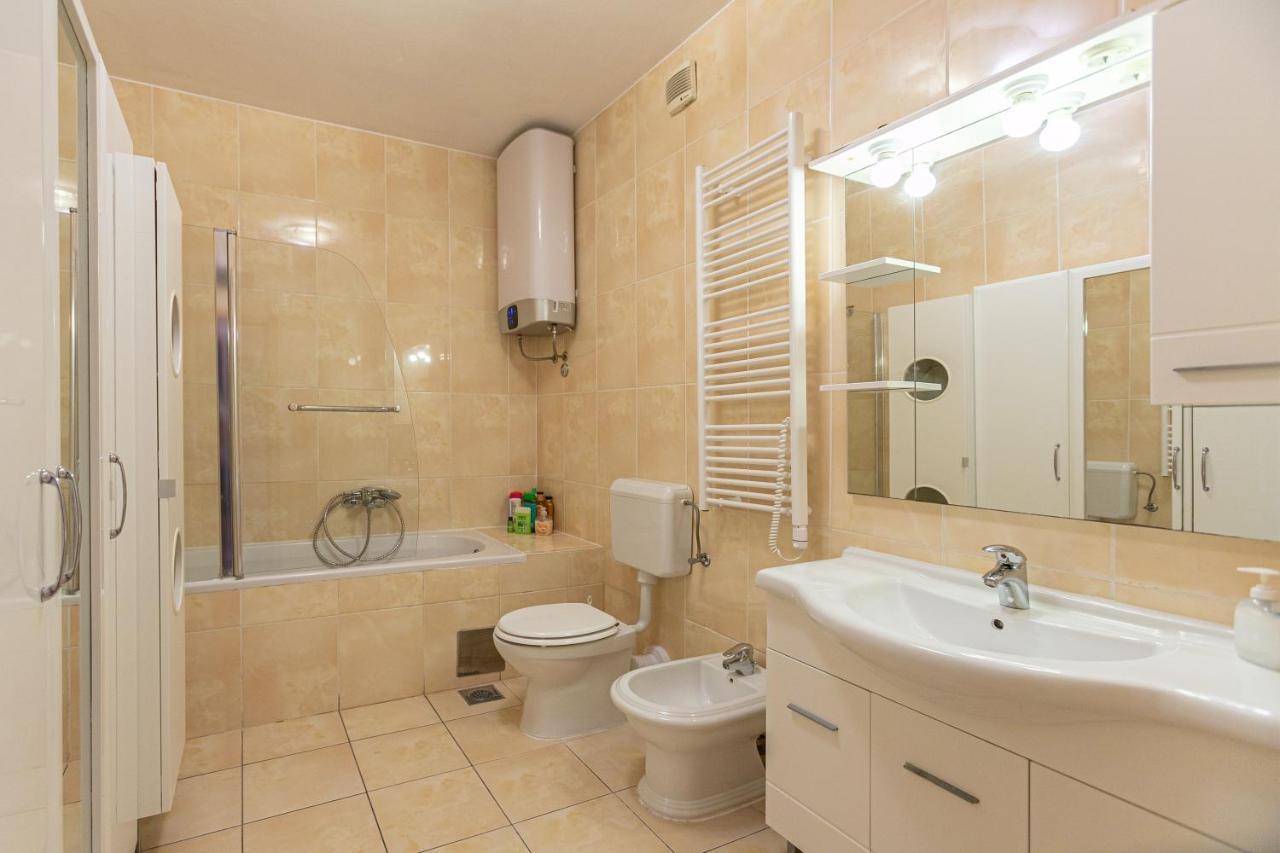 Relax Whit Big Terrace 170m2 Near The *