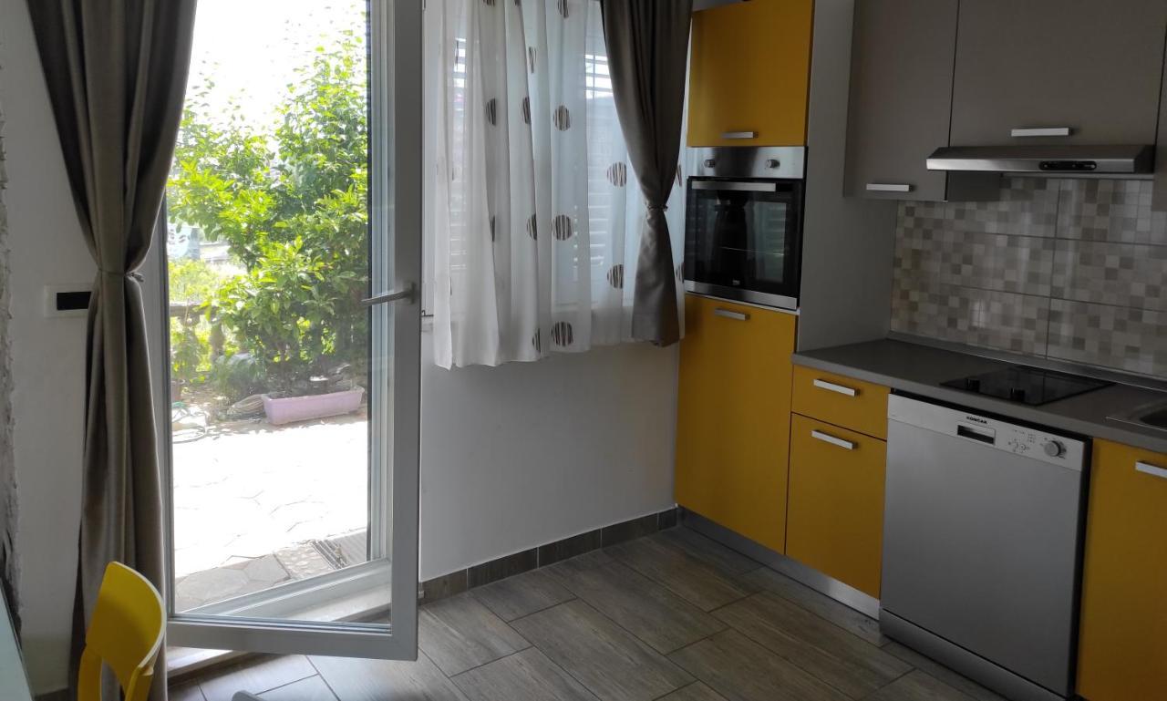 Apartment White Pigeon *