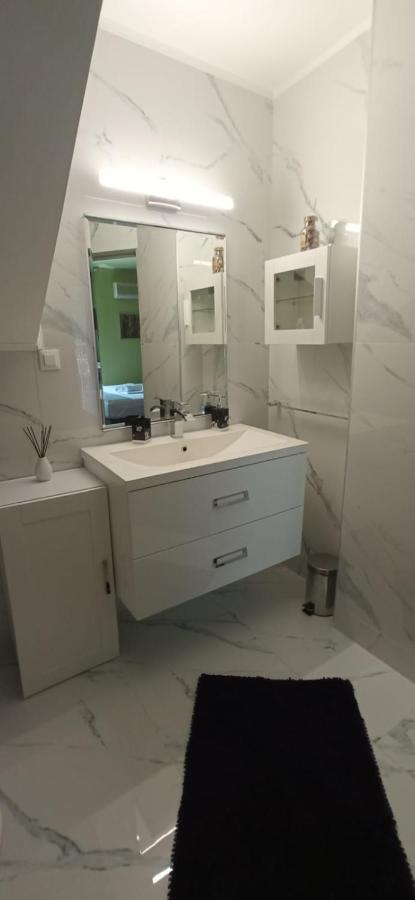 Luxury Kyara Apartamento