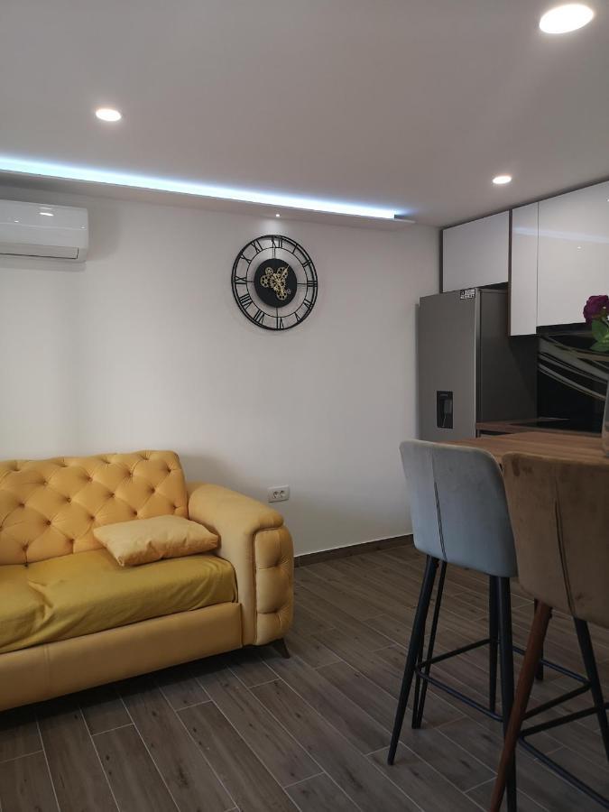 Ella Apartment