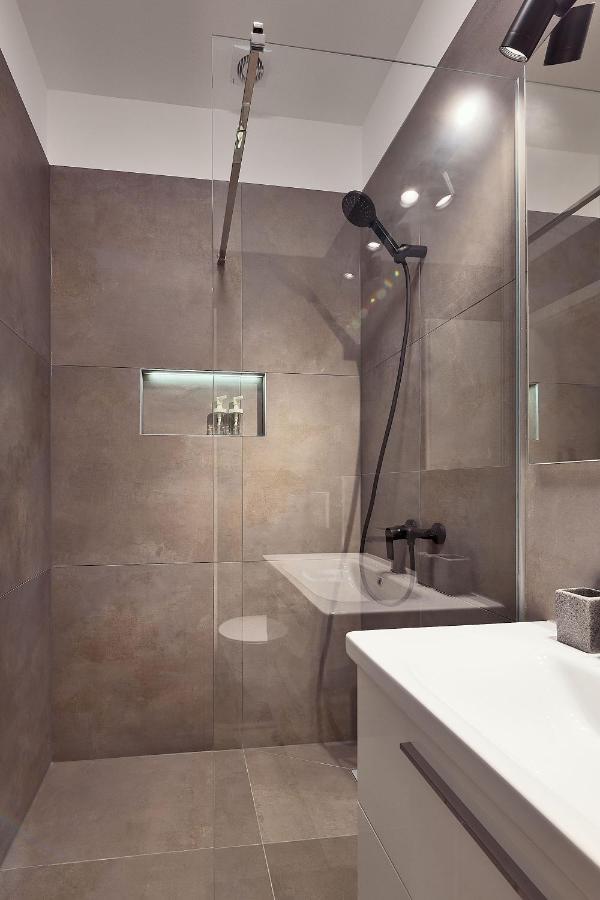 Apartment Ad2