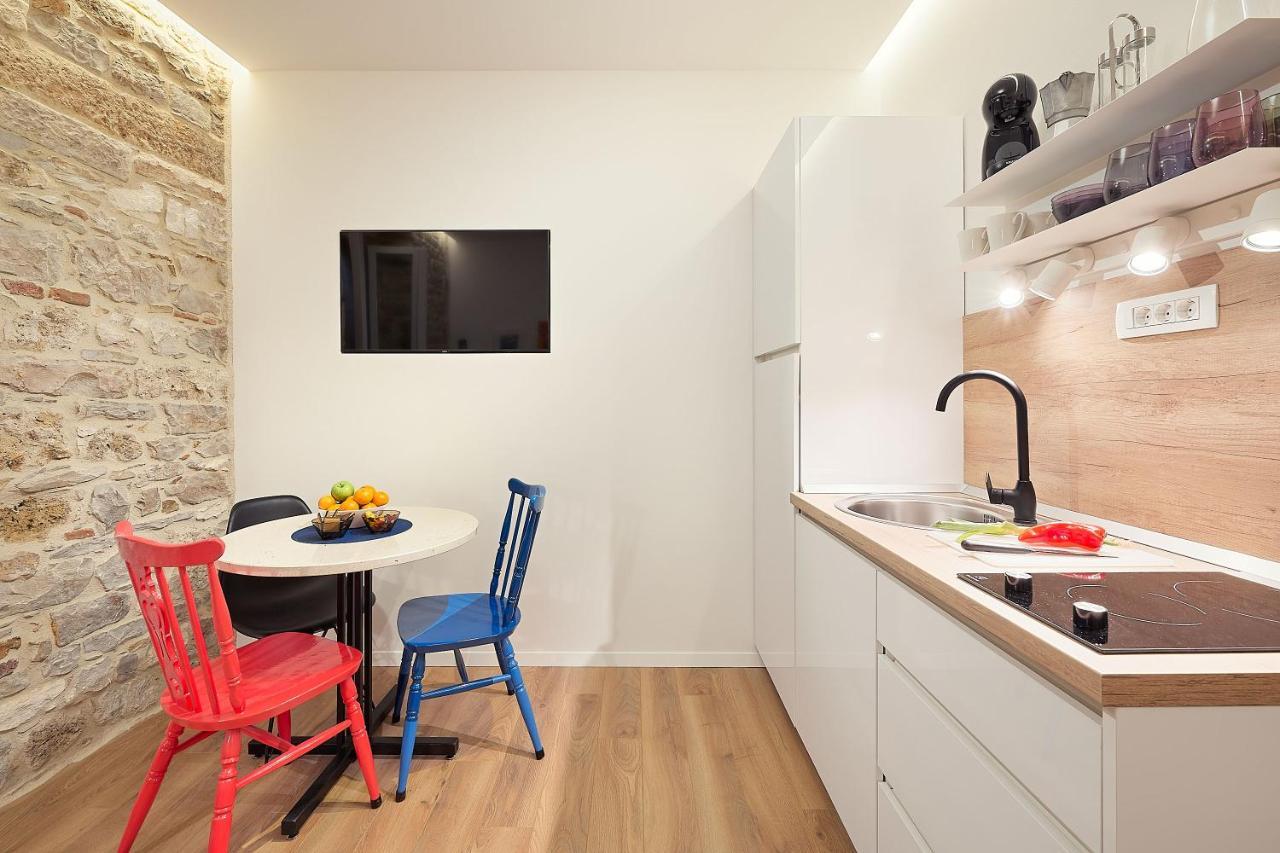 Ad2 Apartment Split