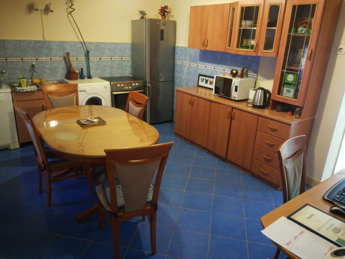 Inchy Guest house