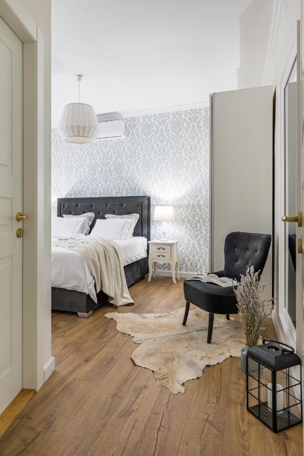 Charming Retreat In The Heart Of *
