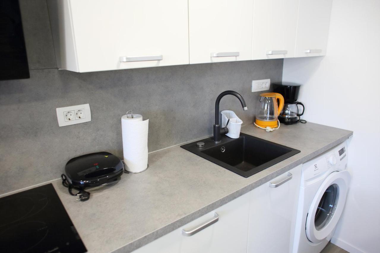 Pearl Apartment Split