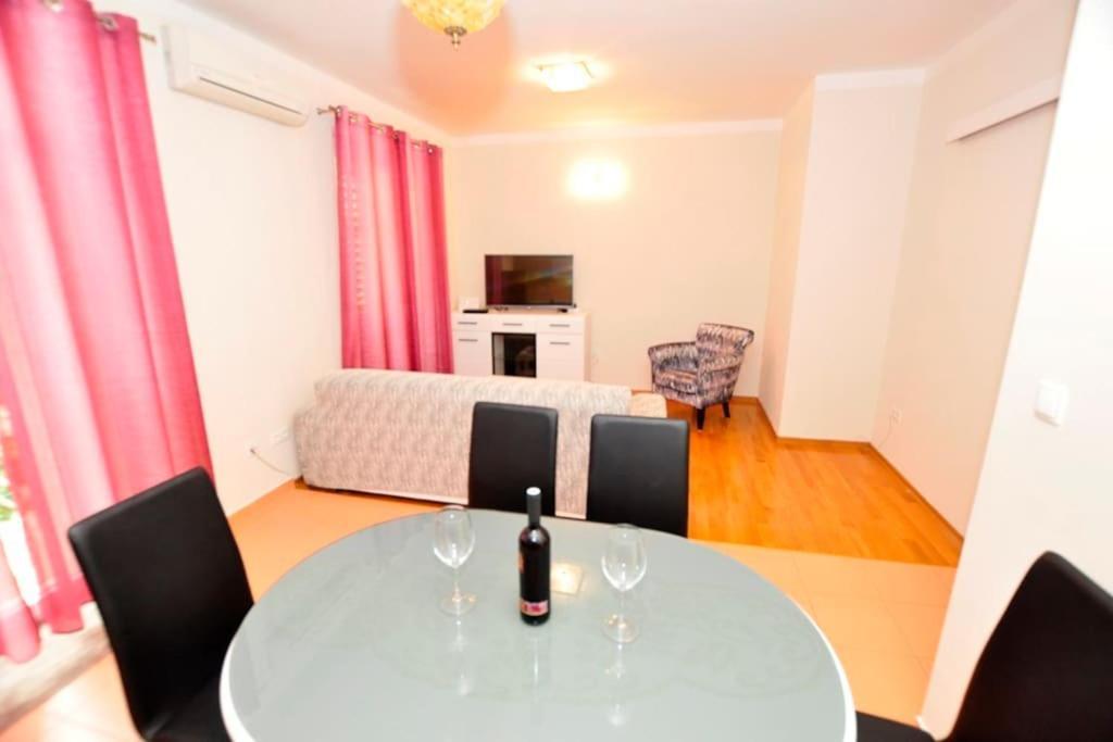 Luxury Tanja , Bacvice *