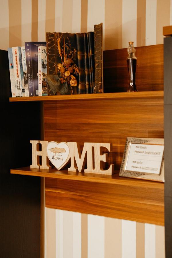 Centre Apartment *