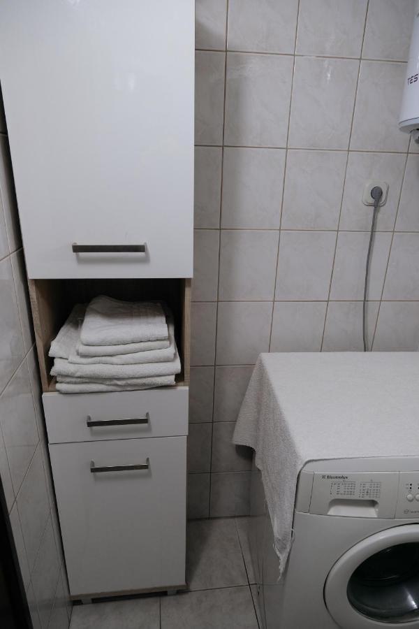 Apartment Centre