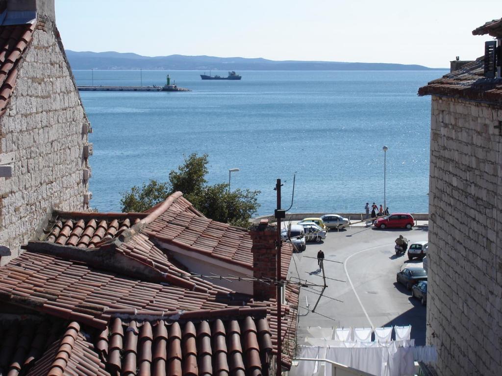 Bruno Centre And * Split