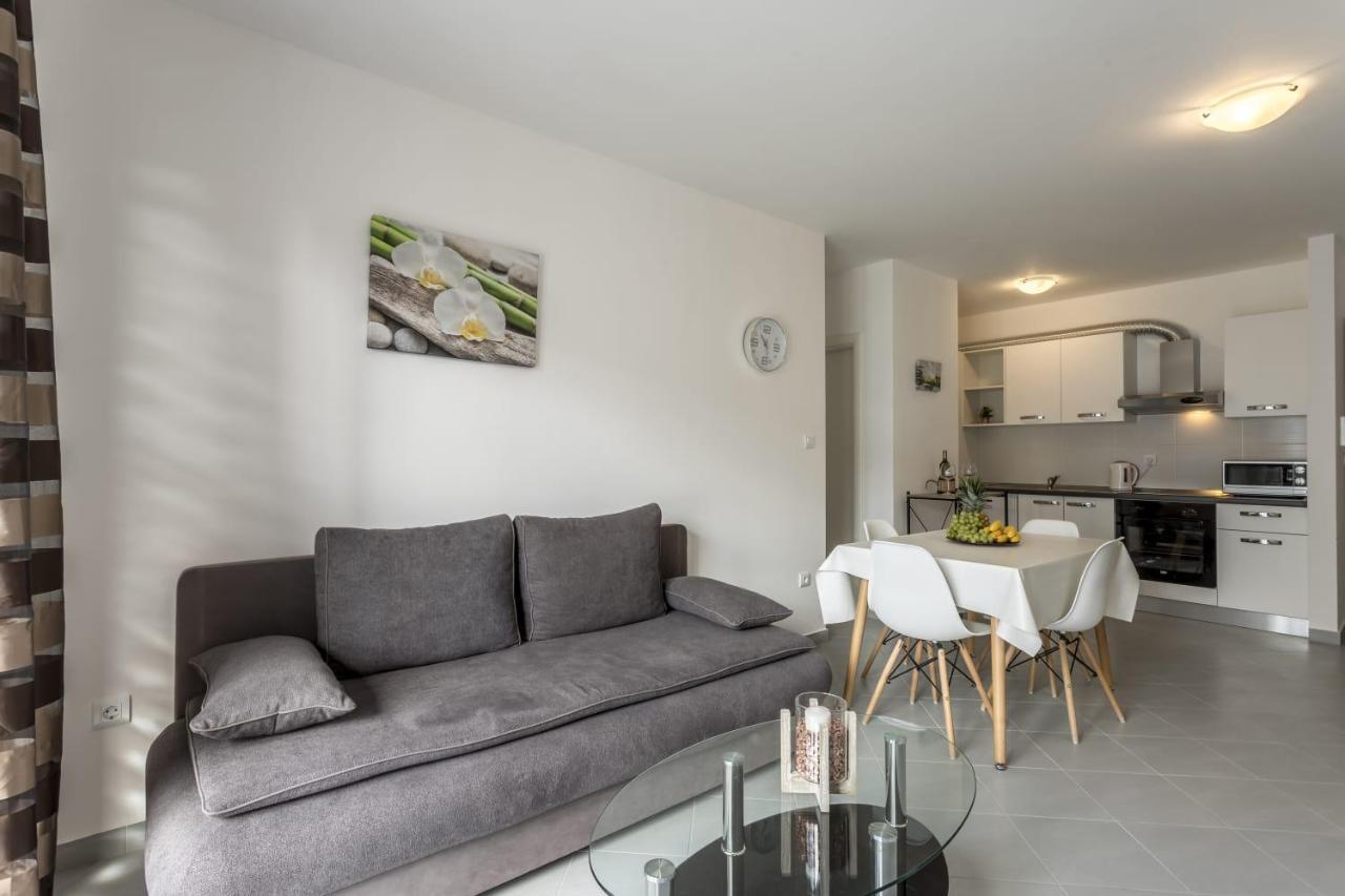Cool Apartment