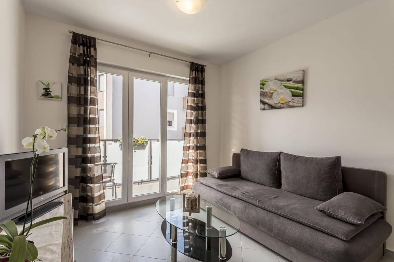 Cool Apartment *