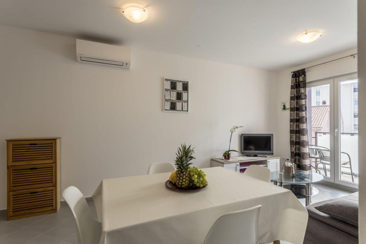 Apartment Cool *