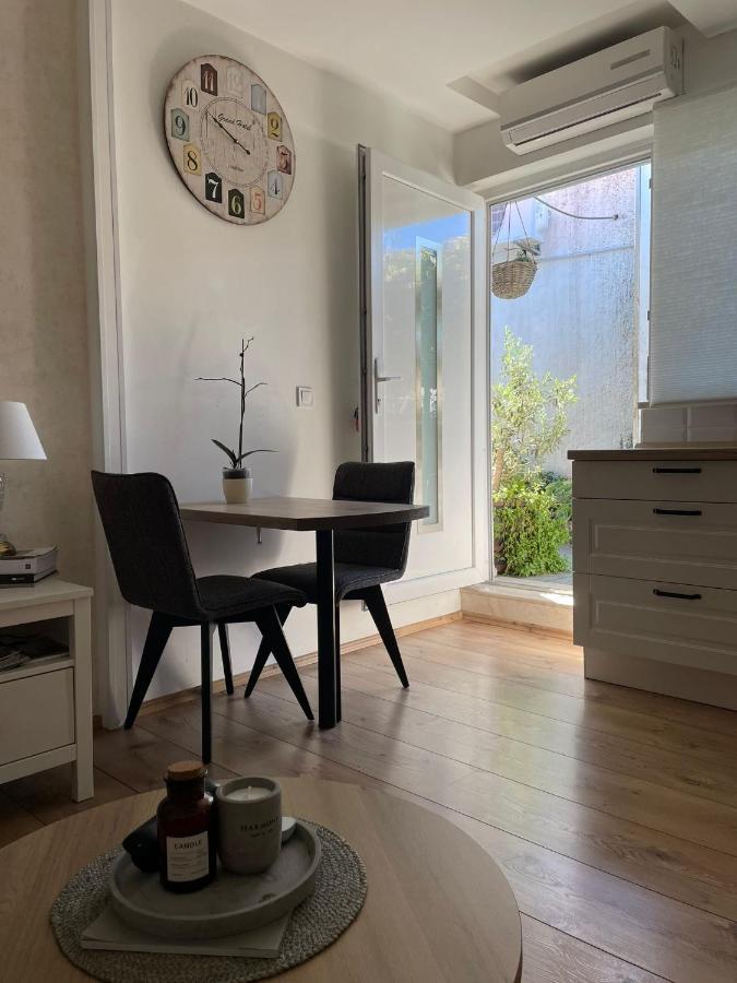 Ria Apartment