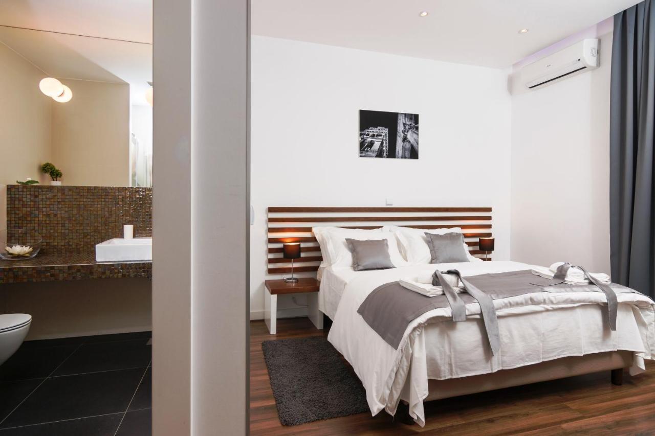 Acomodação com café da manhã  Prima Luxury 4*