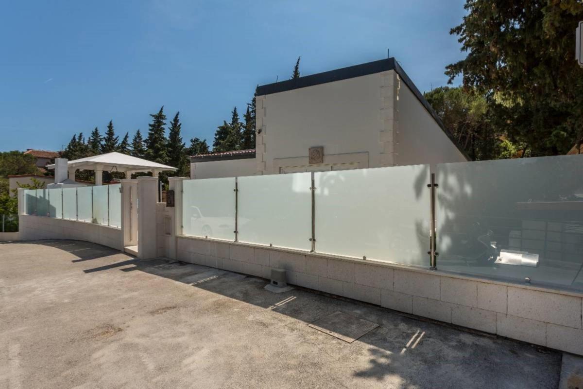 Bila Vila - Where Life Meets Luxury & Nature Villa Split