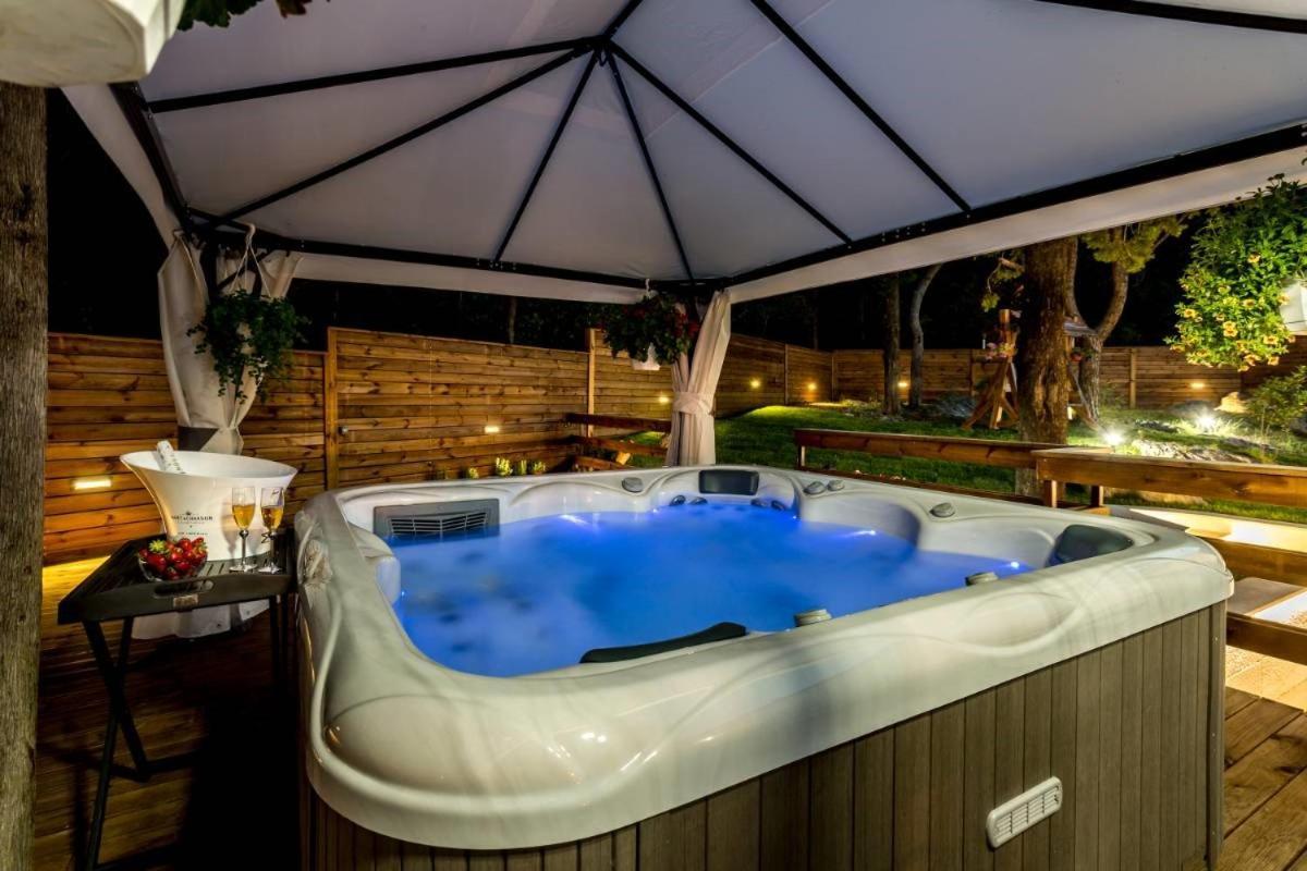 Bila Vila - Where Life Meets Luxury & Nature Villa *