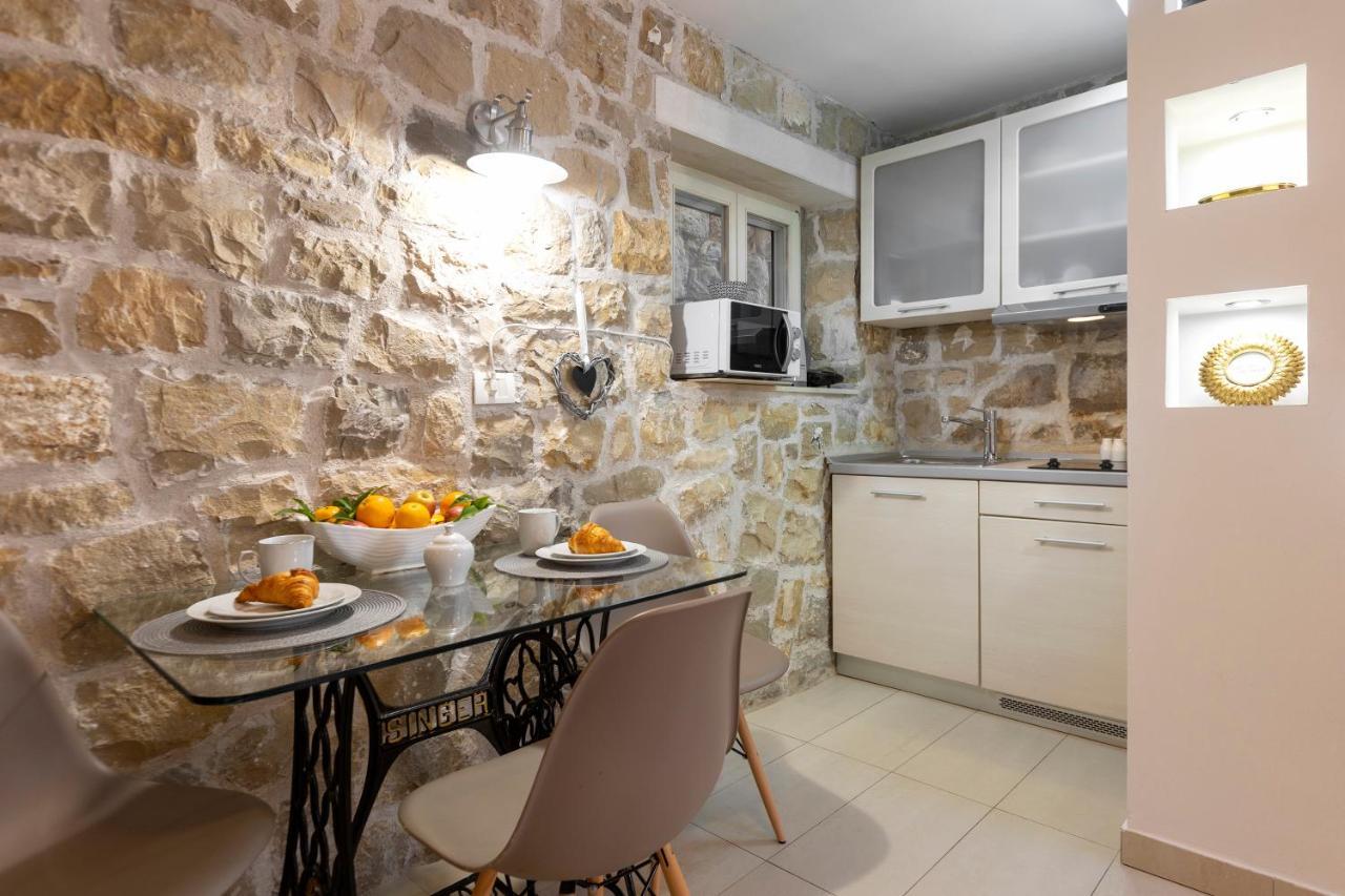 Sea La Vie Apartment *