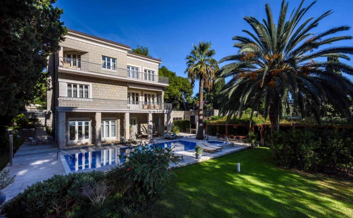 Castello Split: Luxury Seafront With Private Pool And Split