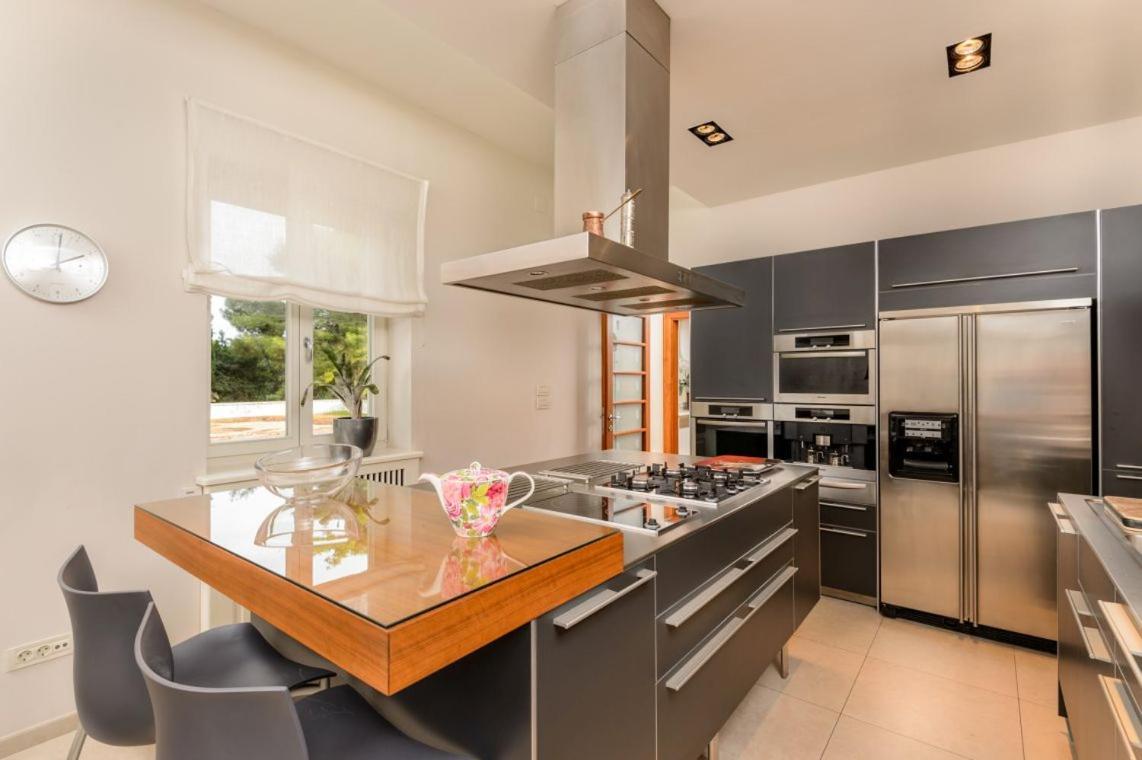 Castello Split: Luxury Seafront With Private Pool And