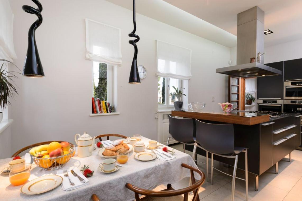 Castello Split: Luxury Seafront With Private Pool And Split