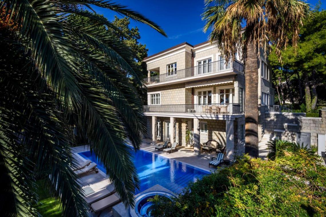 Castello Split: Luxury Seafront With Private Pool And Split