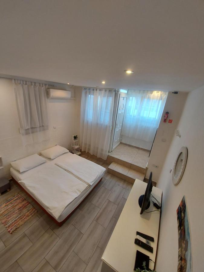 Apartment Conte *