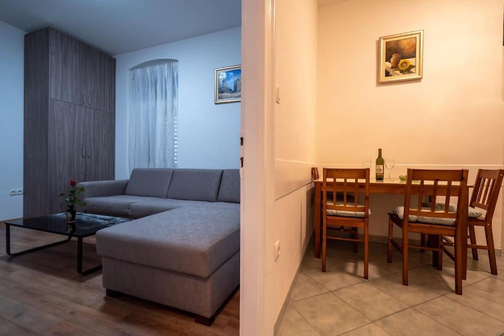 Homestay Old Town Cozy Split