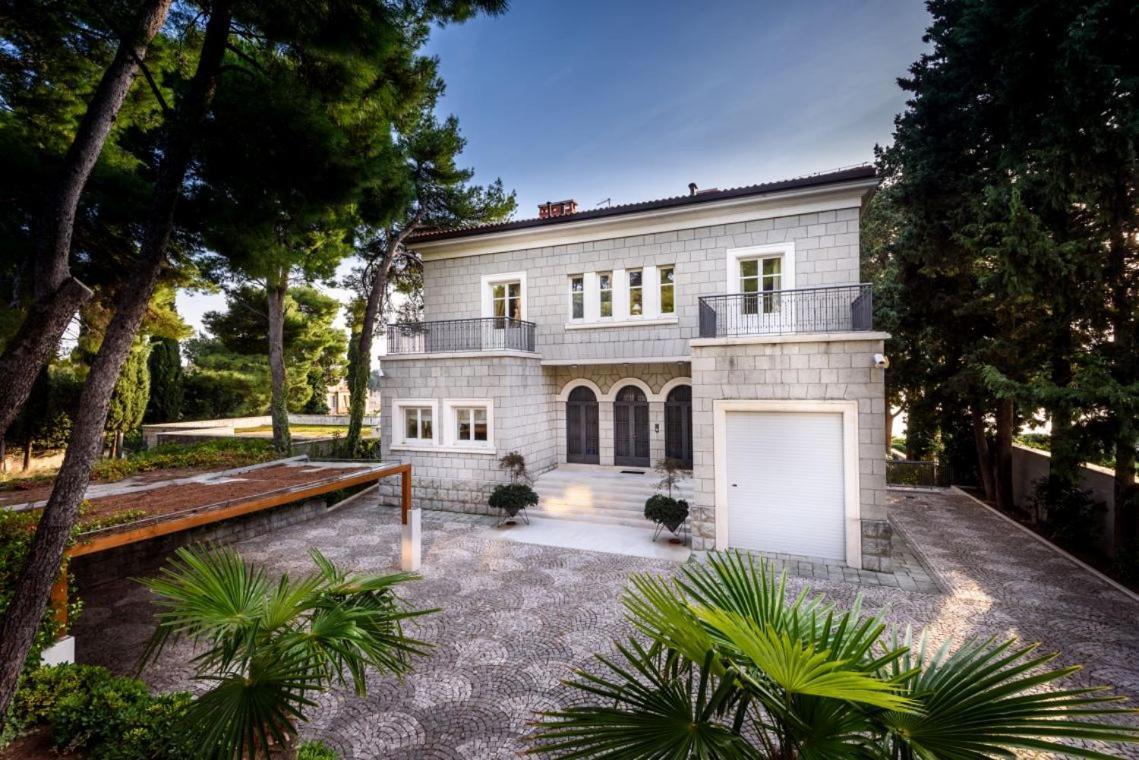 Castello Split: Luxury Seafront With Private Pool And Villa *