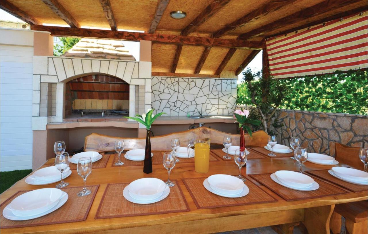 3 Bedroom Nice Home In Solin *