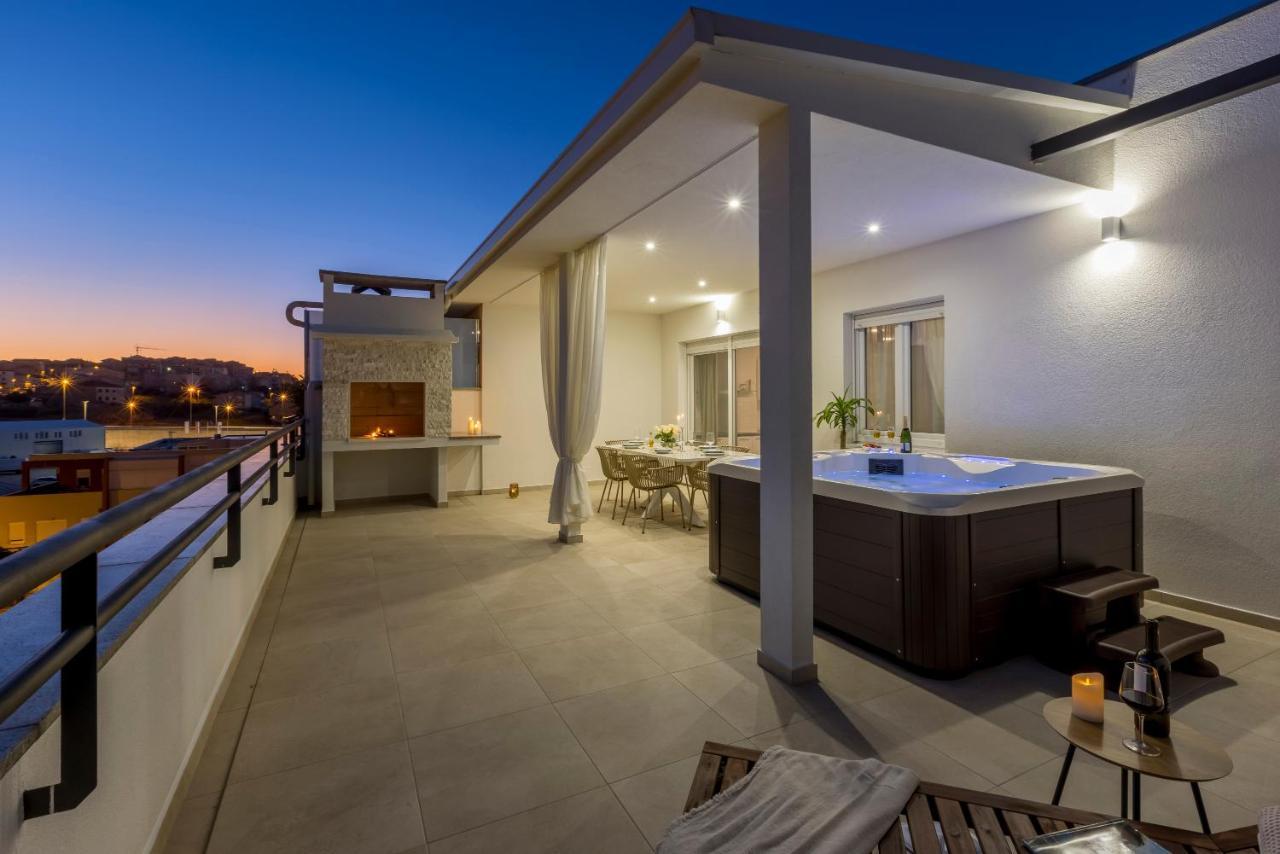 Luxury Rooftop Zalato *