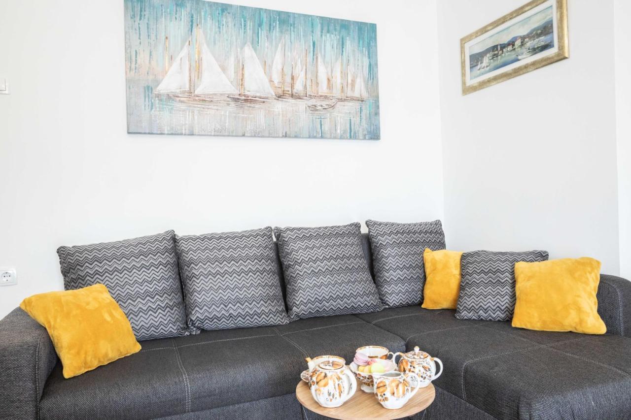 Avita Apartment *