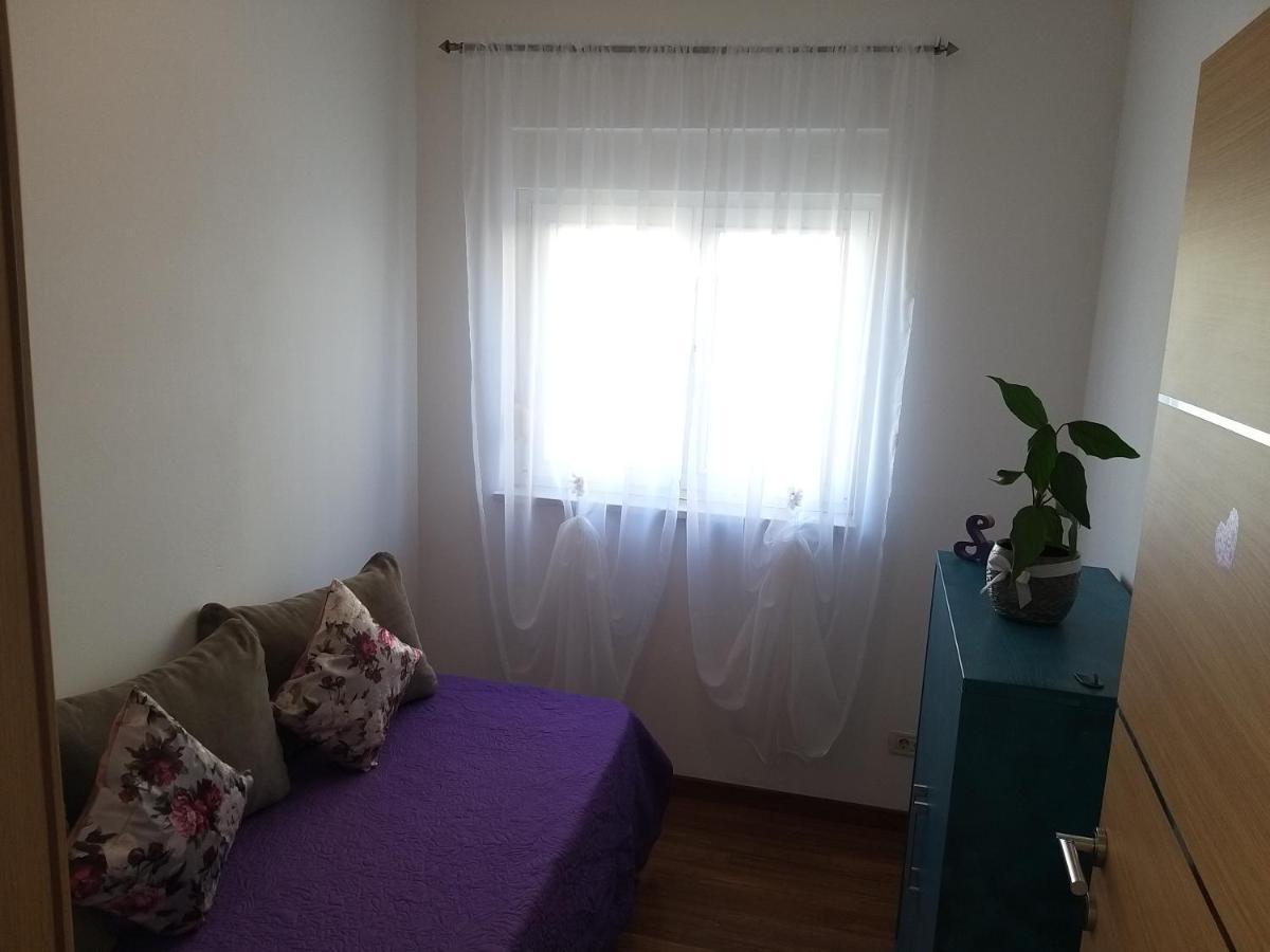3 Bedroom With Terrace And Free Parking Apartman