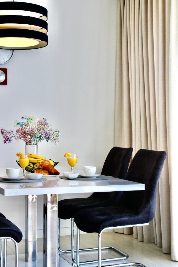 Town Centre Surprise Appartement *